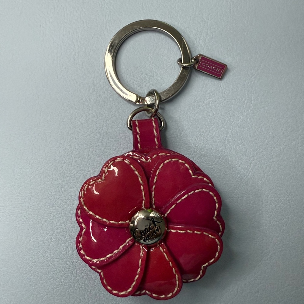 🌸⛓️Coach Pink Flower Mini Photo Keychain⛓️🌸